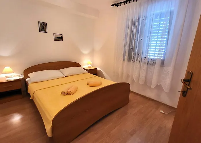 Seaside Time Capsule 66 * Novigrad (Dalmatia)